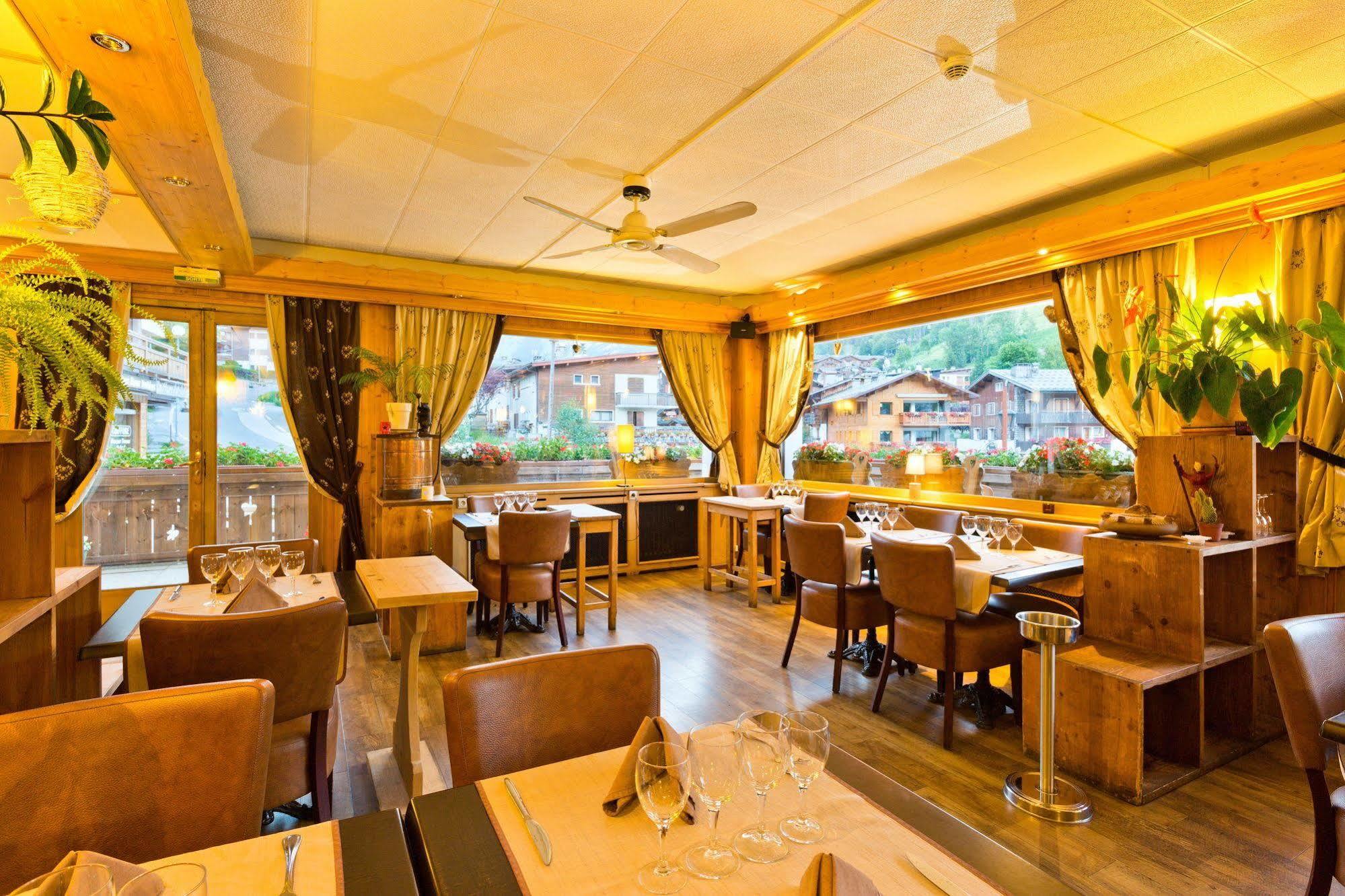 לה קלוסאז Hotel La Montagne מראה חיצוני תמונה