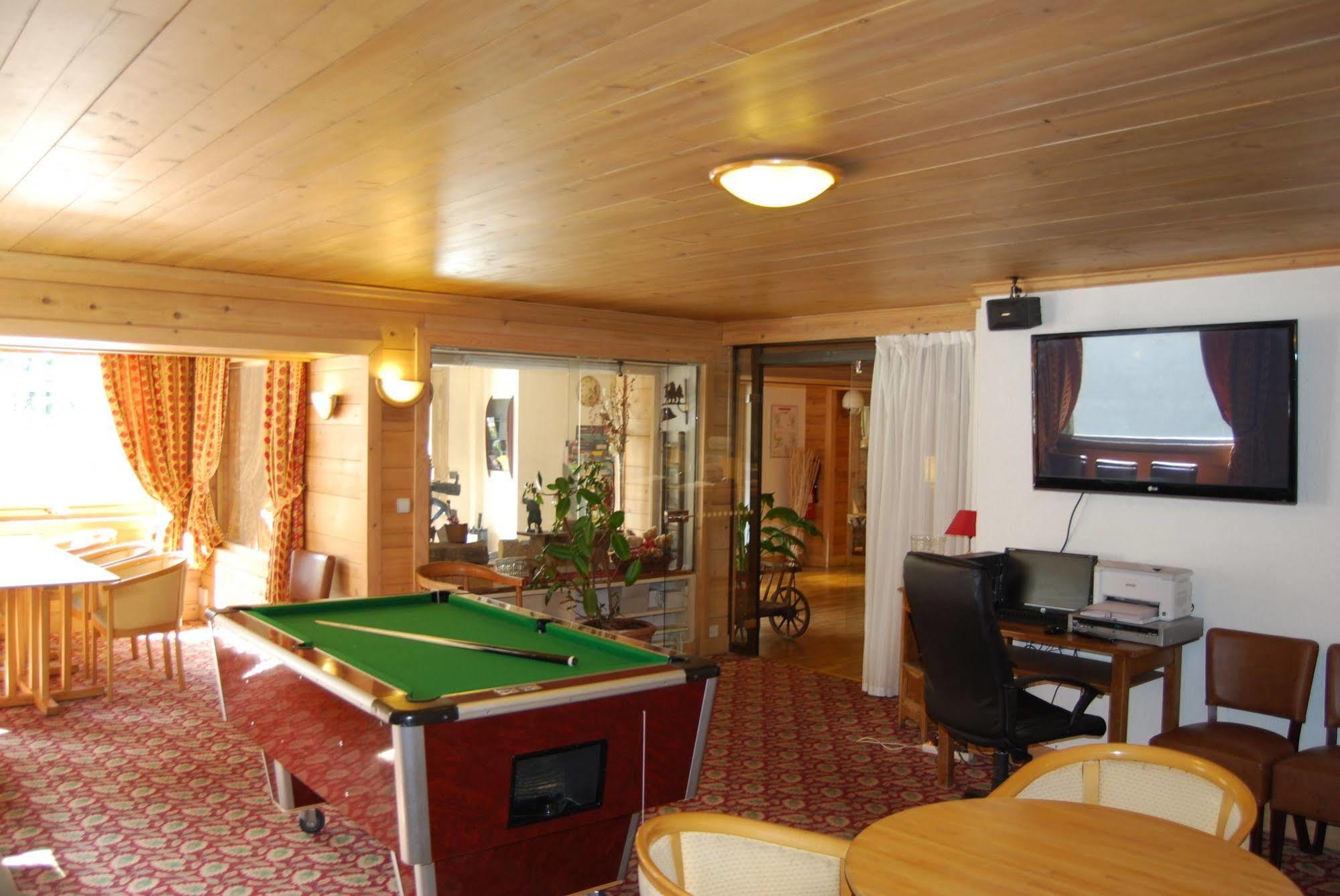 לה קלוסאז Hotel La Montagne מראה חיצוני תמונה